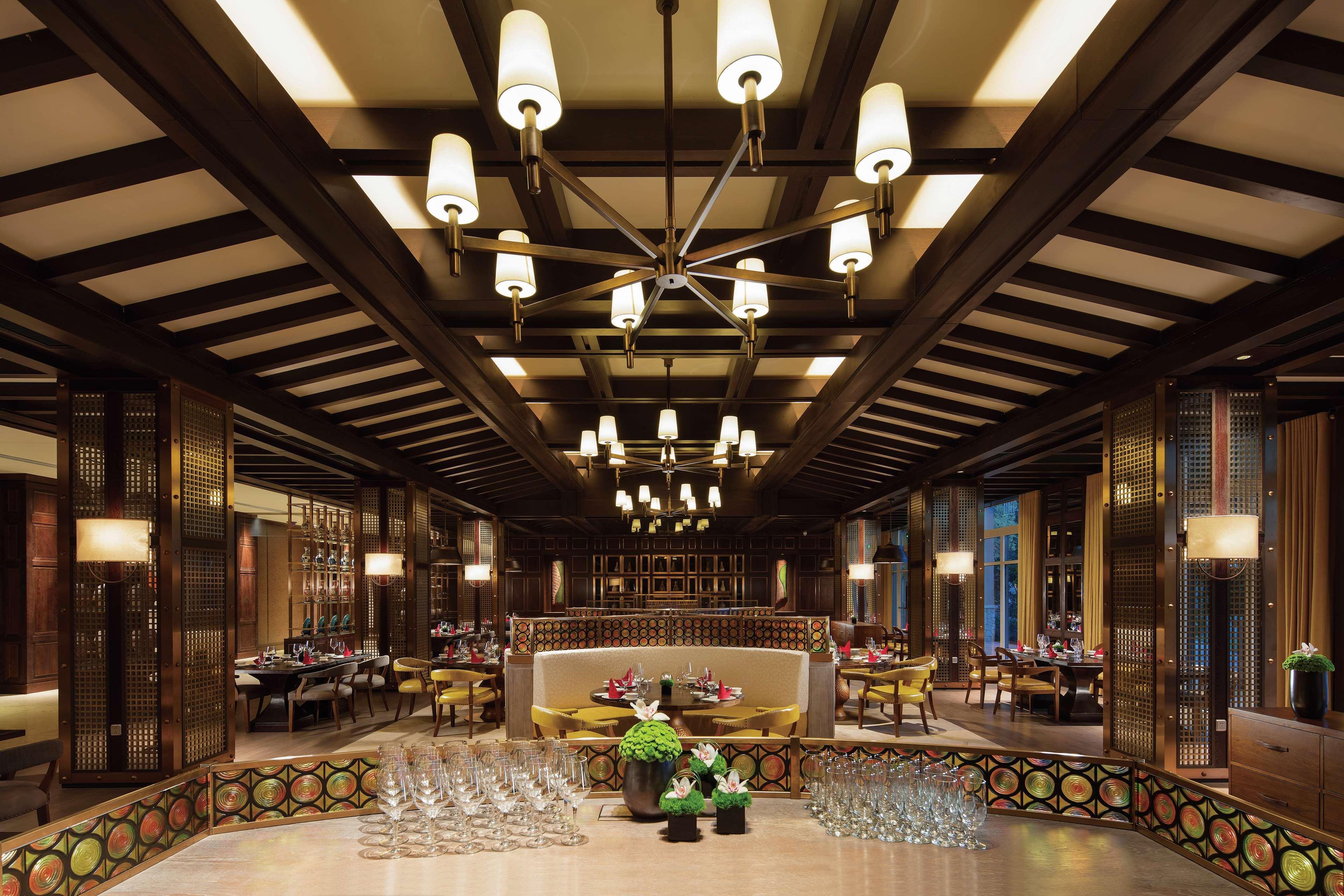 Hilton Wenan Hotel Langfang ภายนอก รูปภาพ